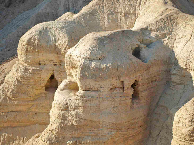 ROLLOS DE QUMRAN