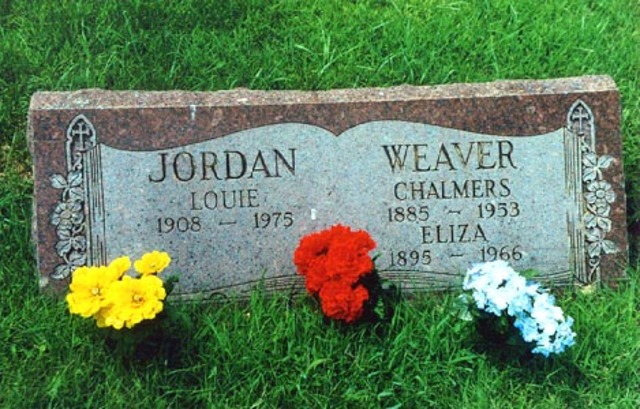 Louis Jordan dies in Los Angeles