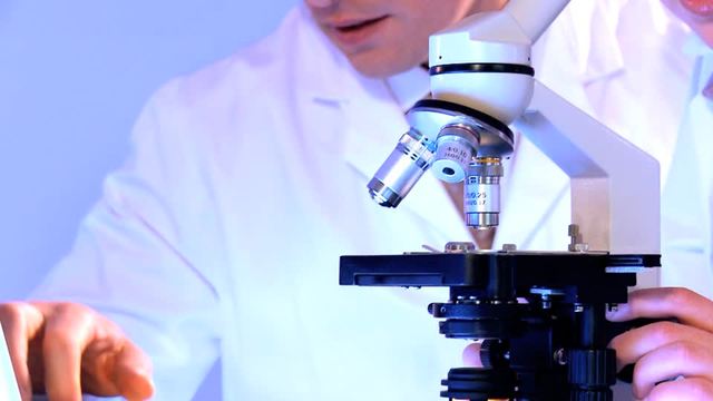 creación del microscopio.