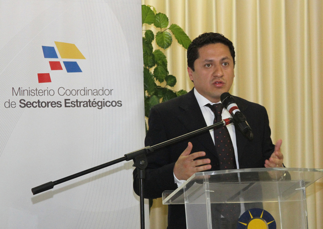 Rafael Poveda nombrado Ministro Coordinador