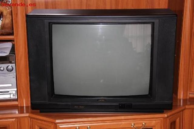 Televisor SoniTron