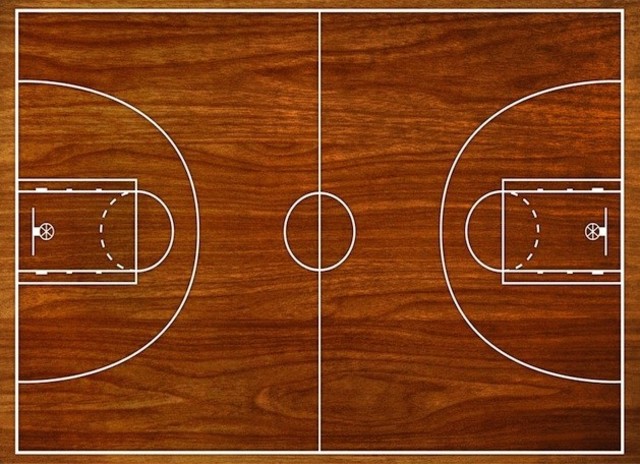 Se establece las medidas del terreno de juego:25x15m. con 2x1cm. de variación