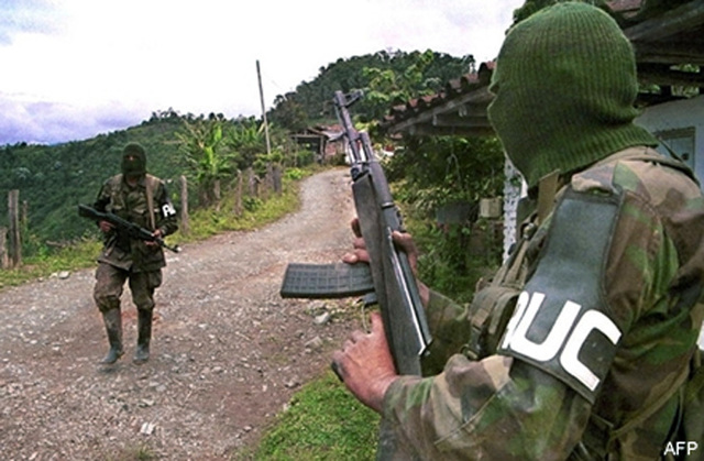 Paramilitarismo y el narcotrafico