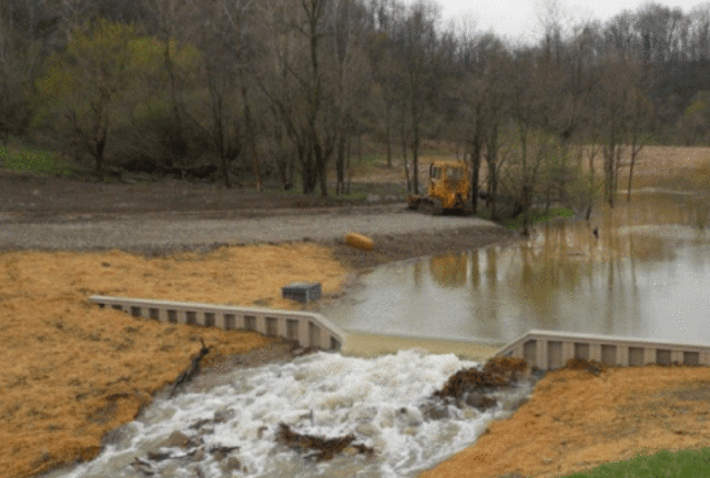 The second rebuild and distribution to the weir