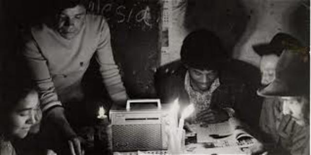 ESCUELAS RADIOFÓNICAS