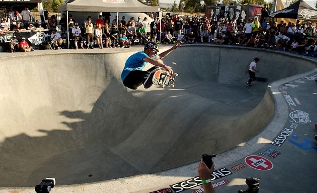 skateboard freestyle