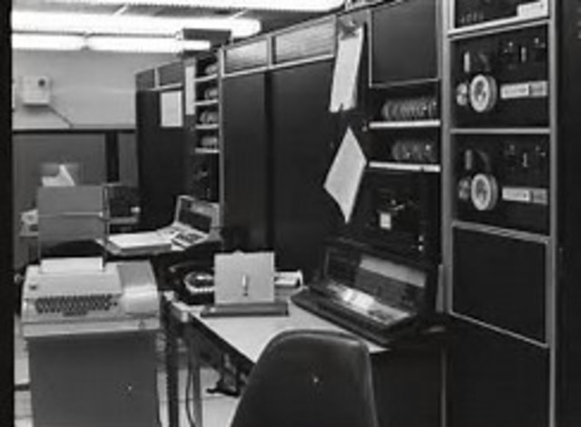 Se creo el primer correo electronico