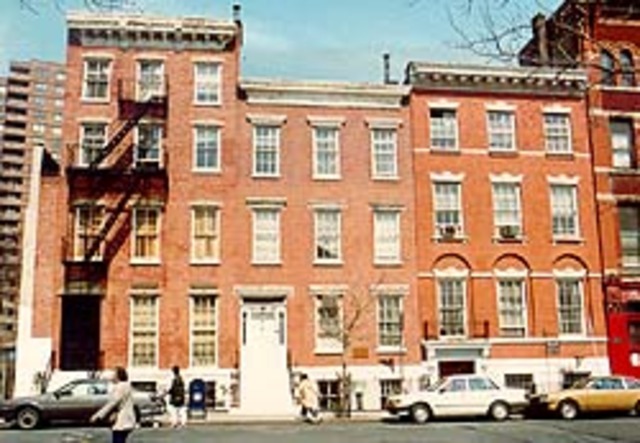 Lillian Wald opens Henry St. Settlement