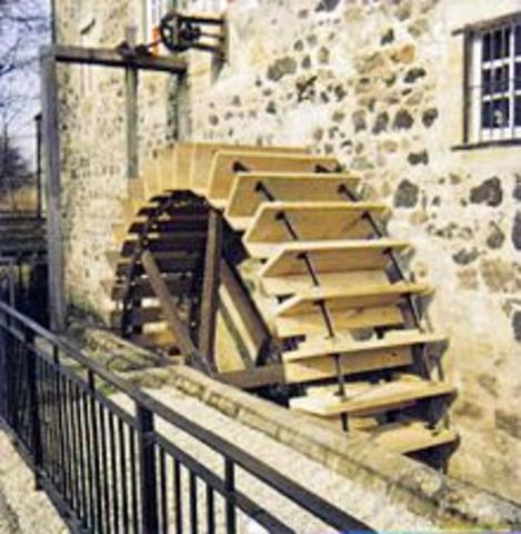 Dights Mill falling apart