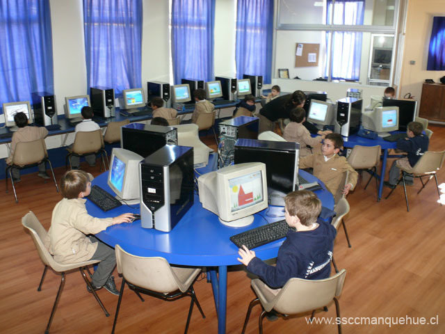 Programa de Computación Electrónica en la Educación Básica [COEEBA]