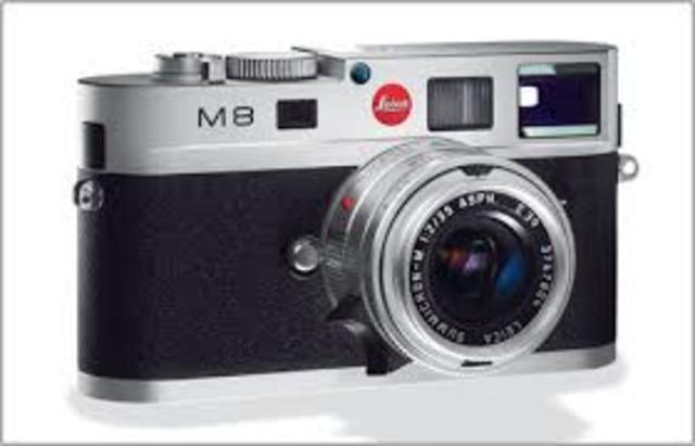 Leica M8
