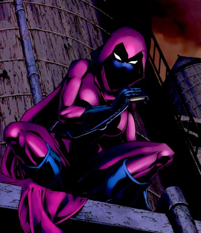 1ª Apa-Spoiler (Stephanie Brown) de Nueva Tierra