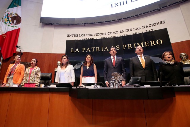 Reunión de la Comisión de Puntos constitucionales del Senado de la República