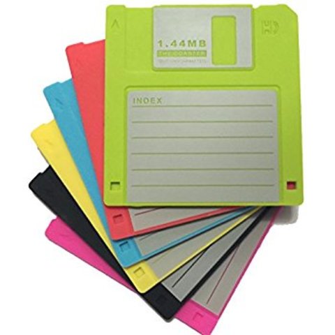 Invención del "floppy disk"