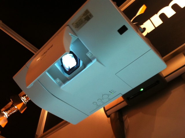 Proyectores en colegios y universidades