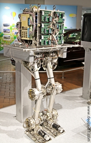 Robot E1, creado por Honda.