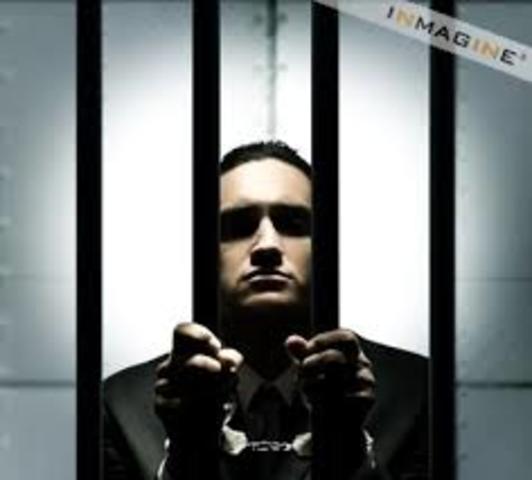 Reforma constitucional de 1964-1965 se institucionalizó la readaptación social.