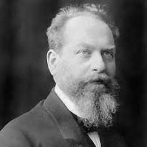 EDMUND HUSSERL