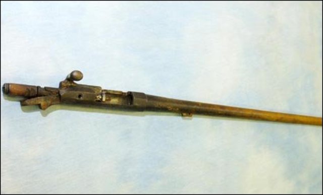 British overcome French and take control of India