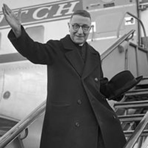 Ordenación presbiteral de manos de Monseñor Paolo Giobbe.