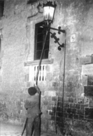 Primer alumbrado público