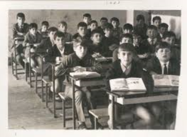 Inicia estudios academicos