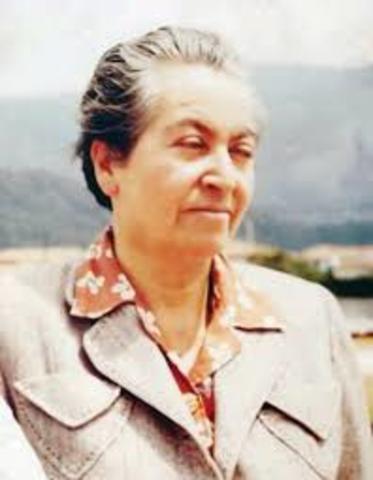 GABRIELA  MISTRAL