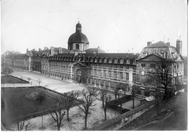 Docente en Neuropatología y viaje a París