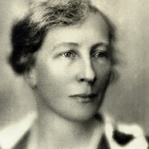 MARY PARKER FOLLET