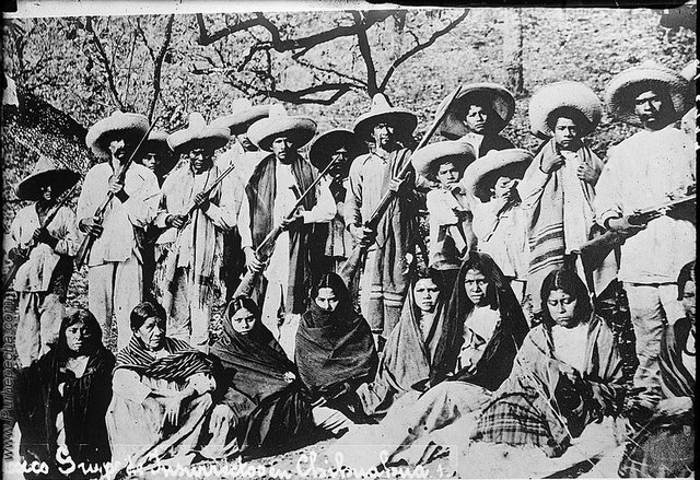 Los indigenas en su lucha por conservar sus territorios