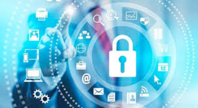 Publicada en el Diario Oficial de la Federación, se hace la primera ley de transparencia en el país; maraca el camino de la protección de datos personales.