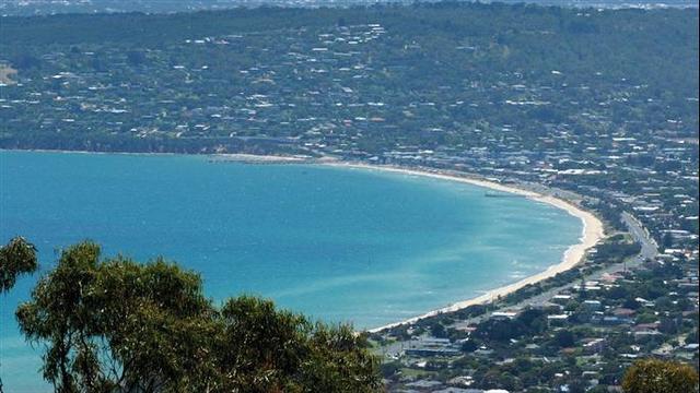 John Dight moved to Port Phillip