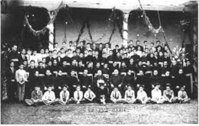 El arzobispado de Ruan le permite recibir candidatos en toda Normandía