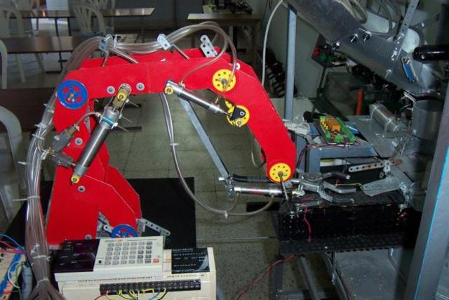 Autómatas programables por Bedford Associates