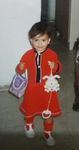 NACE MI HERMANA KAREN