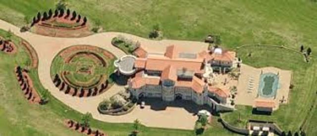 His family relocates to a refugee camp in Lucca,in WW2