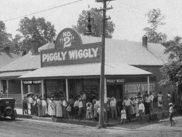 primera tienda de autoservicio