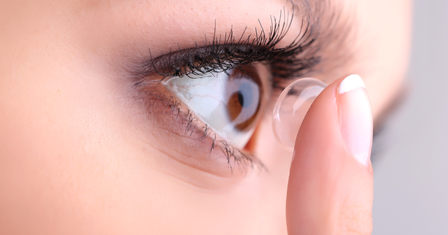 First contact lenses developed