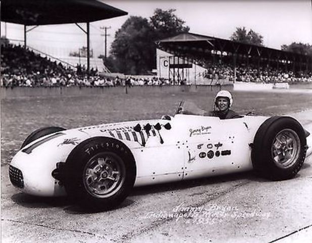 Begins driving for Dean Van Lines