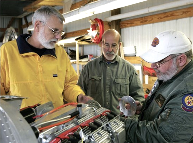 StanleyNowlan y Howard Heap