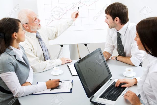 Utilización generalizada de las computadoras en los negocios.  Productividad y calidad de los servicios