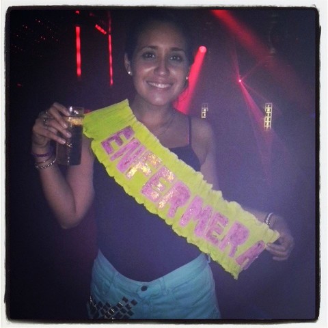 Me recibí de Enfermera