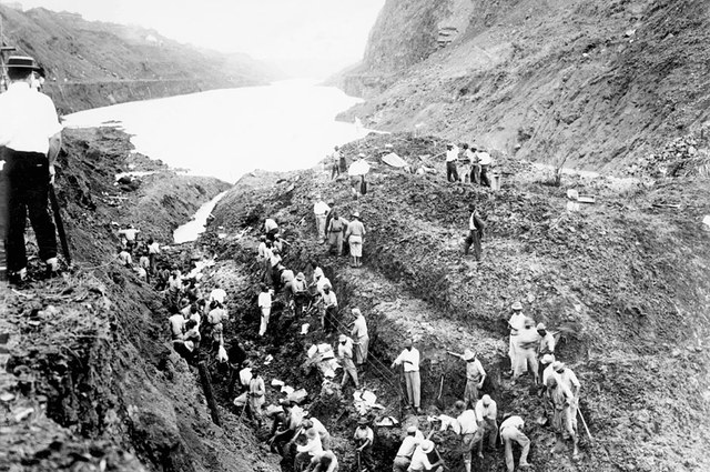 Construcción del canal  de Panamá