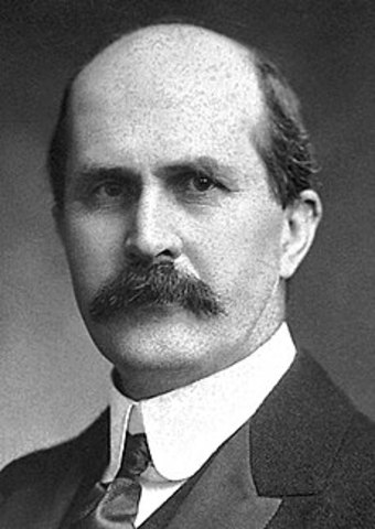 William Henry Bragg y William Lawrence Bragg propusieron la ley de Bragg que creó el campo de la cristalografía de rayos X, fundamental para estudiar la estructura cristalina de las sustancias químicas.