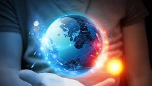 Se menciona por primera vez el término "web como plataforma"