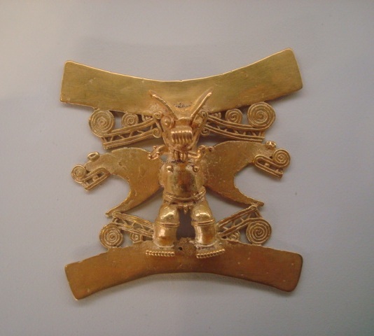 Interaccion cultural (Maya): Comercio de mercancía "prestigiosa"