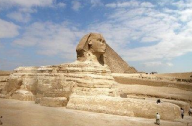 En Egipto hace 4000 a.C., se encuentran las primeras menciones fidedignas de una medicina incipiente