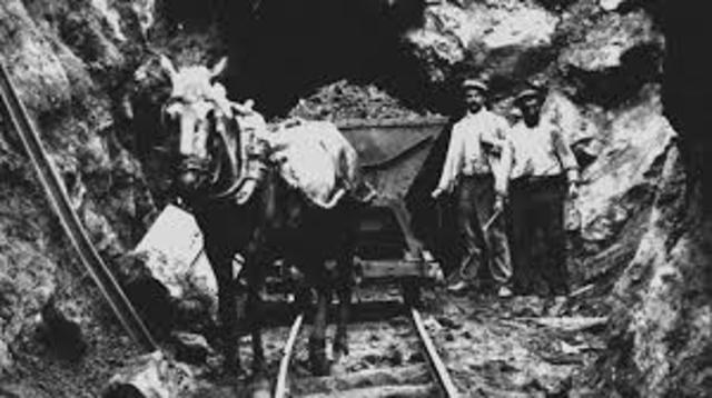 Decremento de la producción minera por la guerra