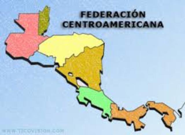 Conformación de la Federación Centroamericana; Costa Rica, El Salvador, Guatemala, Honduras y Nicaragua. Se desintegró en 1838, después de varias guerras civiles.