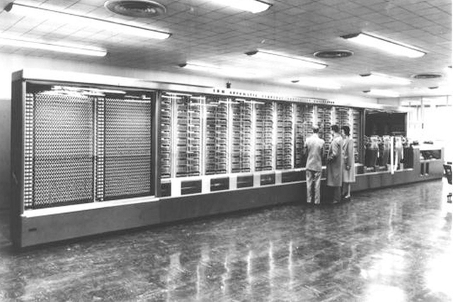 1939, Harvard Mark ( Pesaba 5 Toneladas)